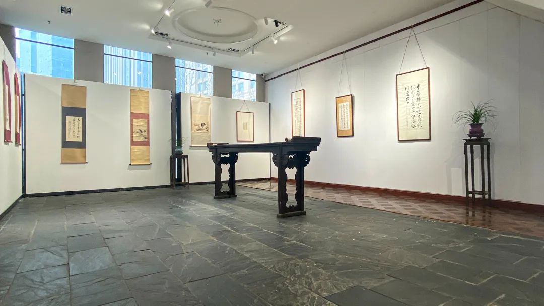  此此次展览还展出谢老与部分友人的信札。本次展于2023年1月18日结束，免费对外开放，欢迎大家参观指导！(图9)