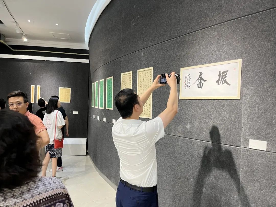 “黄河文化美学研究之中原书画名家推介工程——王洵书法作品展”启幕(图9)