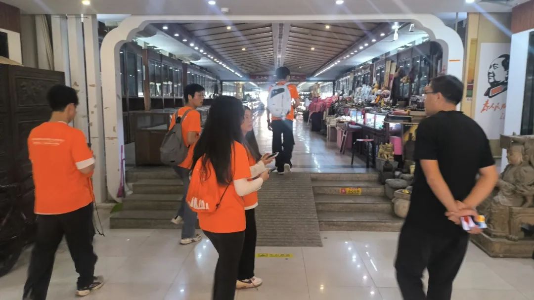 藏·新闻 |河南省全民健身大会＂豫见古今＂线路在郑州天下收藏文化街开展(图1)