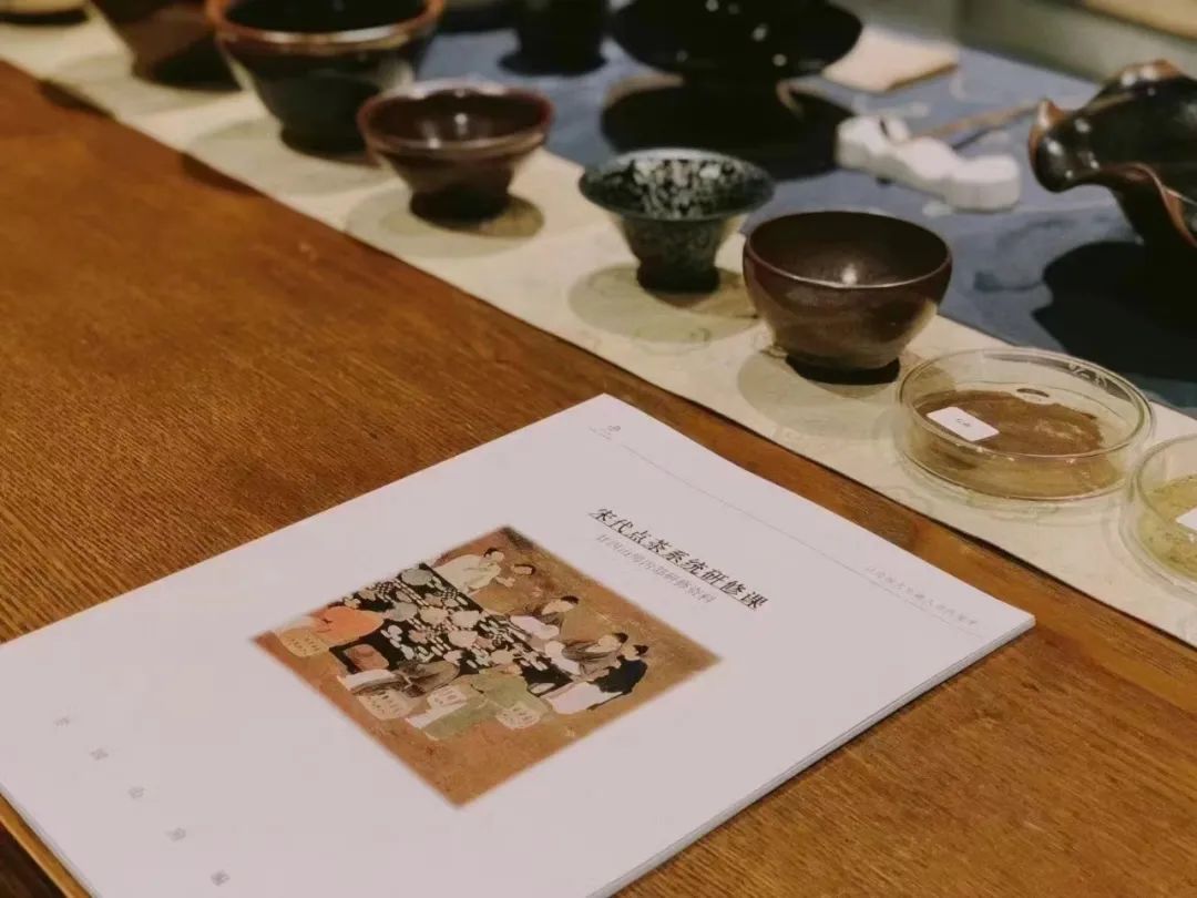 藏×国潮新风向 | 遇上点茶，爱上点茶！(图2)