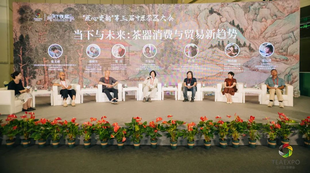 天下收藏携手华巨臣 走进郑州国际会展中心(图11)