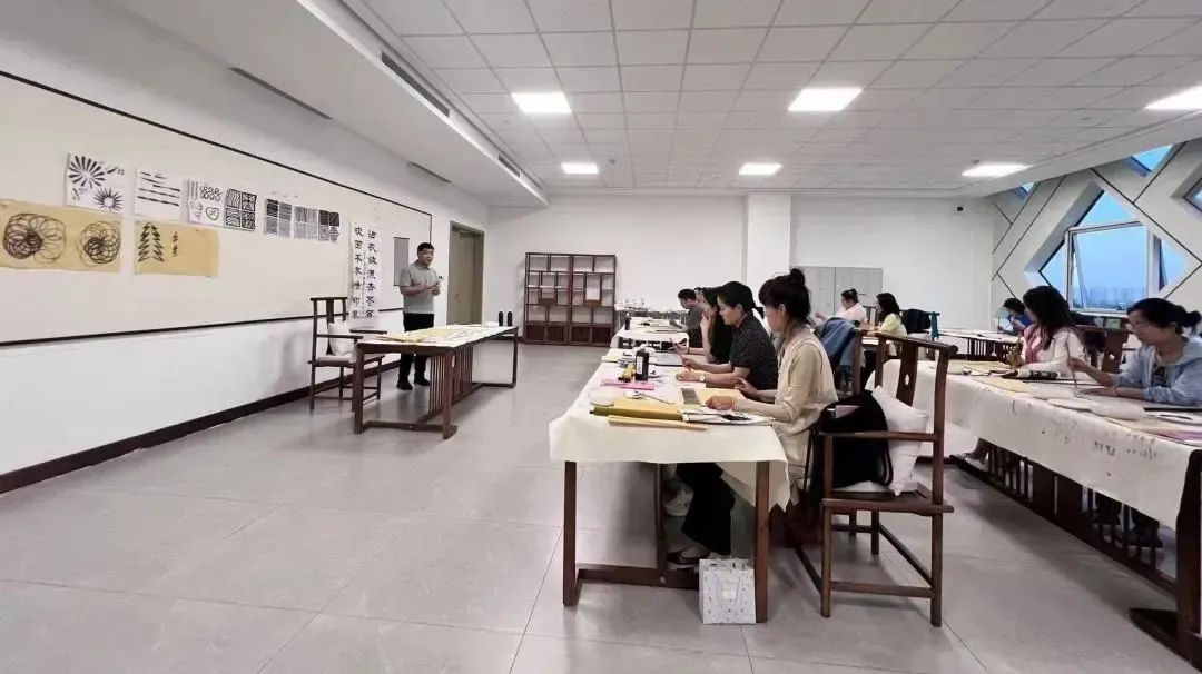 书院计划 | 白天追光，夜晚逐梦，郑州解锁夜生活新模式(图1)