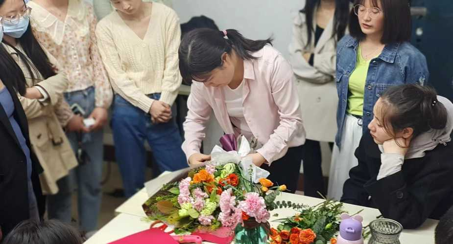 书院计划 | 白天追光，夜晚逐梦，郑州解锁夜生活新模式(图5)