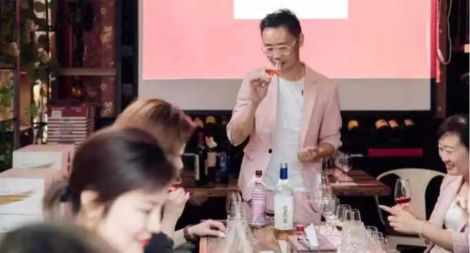 书院计划 | 白天追光，夜晚逐梦，郑州解锁夜生活新模式(图17)