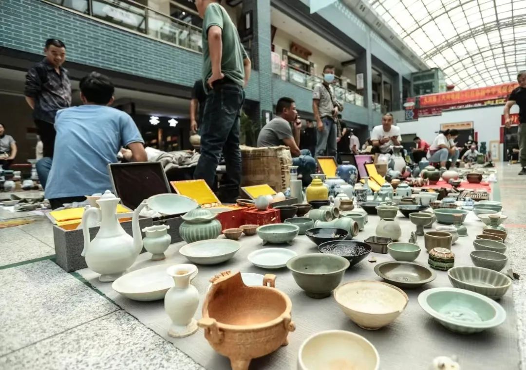 “家中有藏品  摊开来变现”——天下收藏文化街首届市民收藏交流活动摊主招募中(图3)
