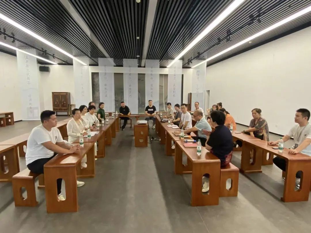 天下收藏文化街领航者视频计划圆满收官(图1)