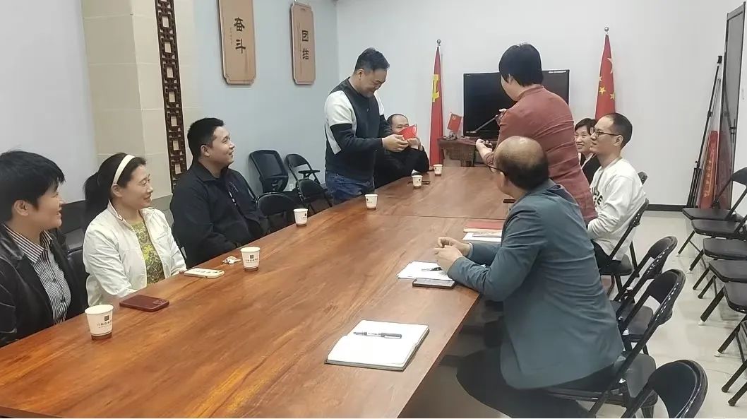 天下收藏文化街领航者视频计划圆满收官(图3)