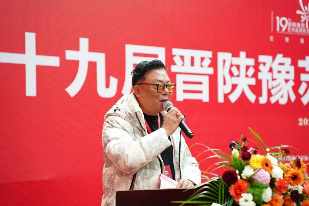 第19届晋陕豫苏艺术品博览交流会在郑州天下收藏文化街盛大开幕 市民藏品交流会每周五定期举办(图7)
