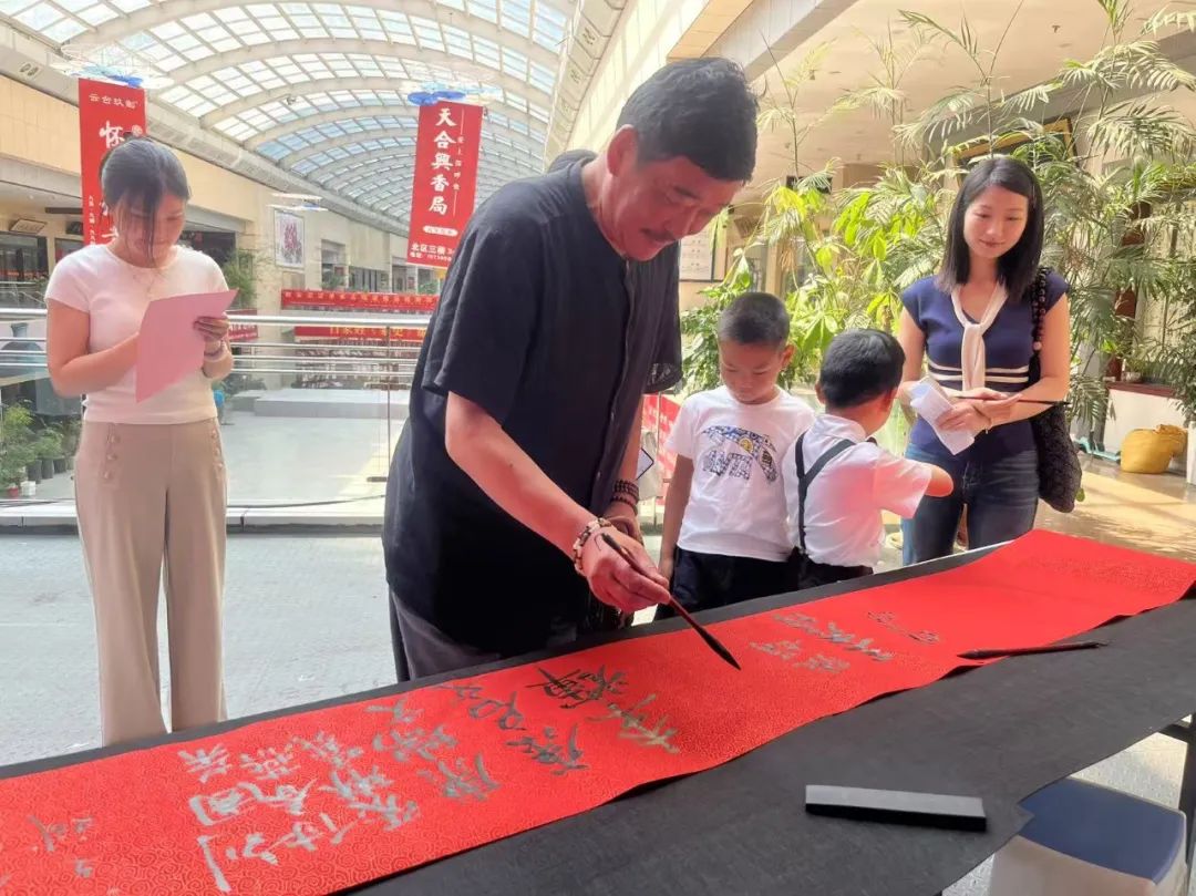 河南省盘古书画研究院第二届师生书法展今日开幕，翰墨飘香迎宾客！(图24)