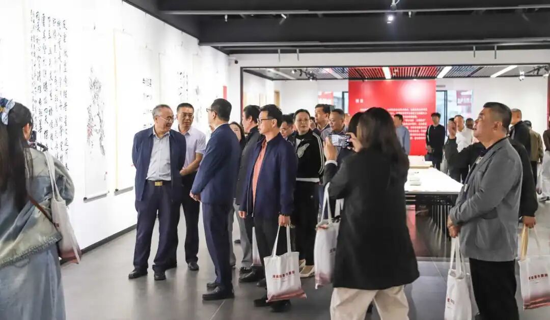 同心出彩 幸福黄河——庆祝民建成立80周年艺术作品展开幕(图6)