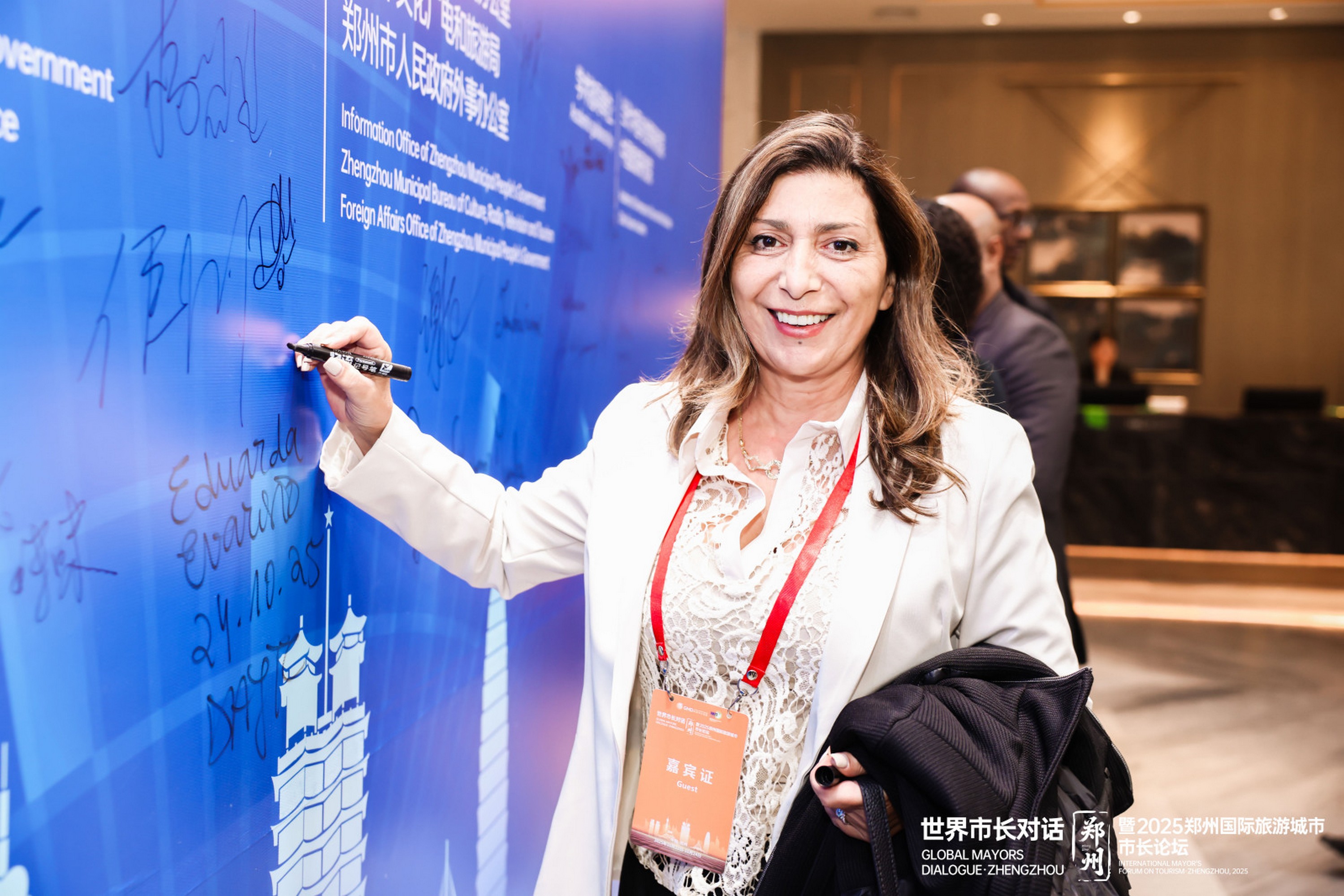 天下收藏携非遗市集出圈礼敬全球市长论坛，展中原非遗风华(图14)