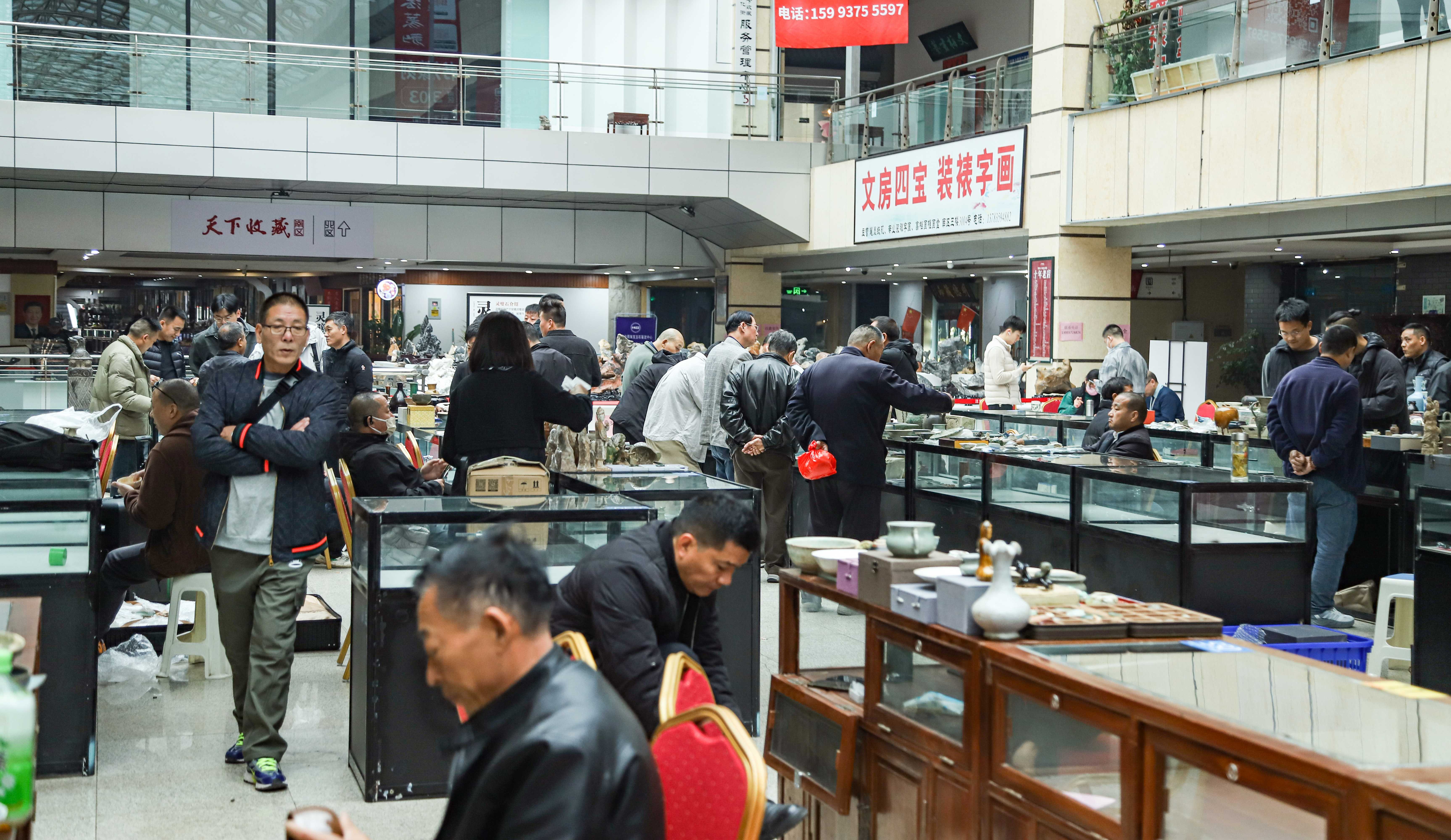 寻瓷春秋启幕倒计时！郑州天下收藏文化街，布展就绪，明日正会捡漏忙！(图24)