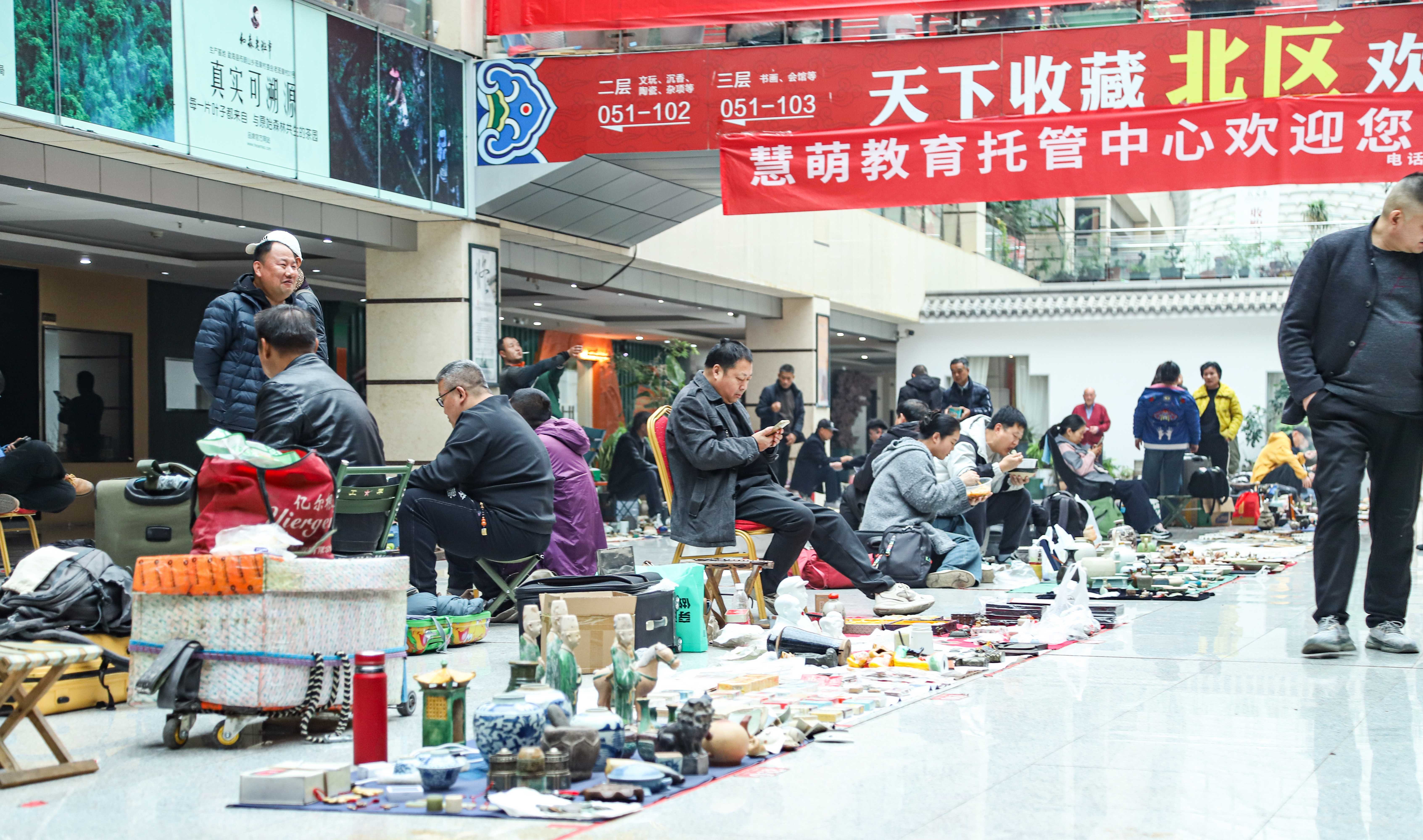 寻瓷春秋启幕倒计时！郑州天下收藏文化街，布展就绪，明日正会捡漏忙！(图8)