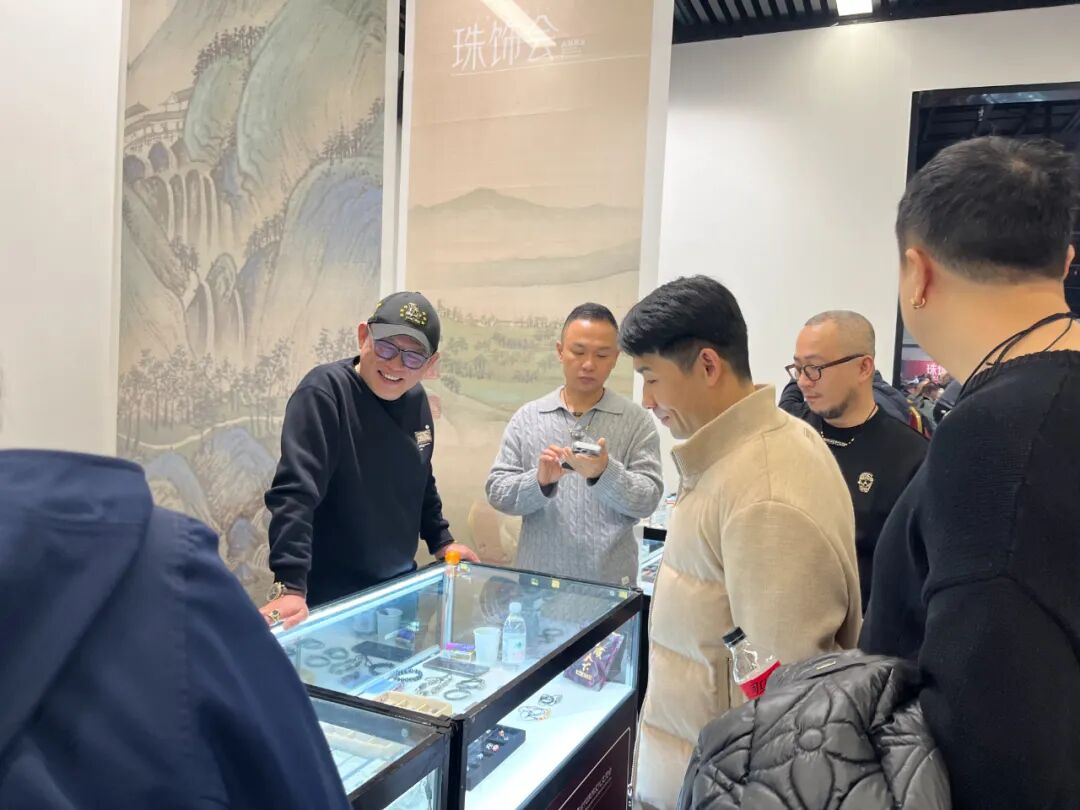 珠光璀璨·文明共鉴｜天下收藏首届2025古代珠饰文化交流会圆满落幕！(图4)