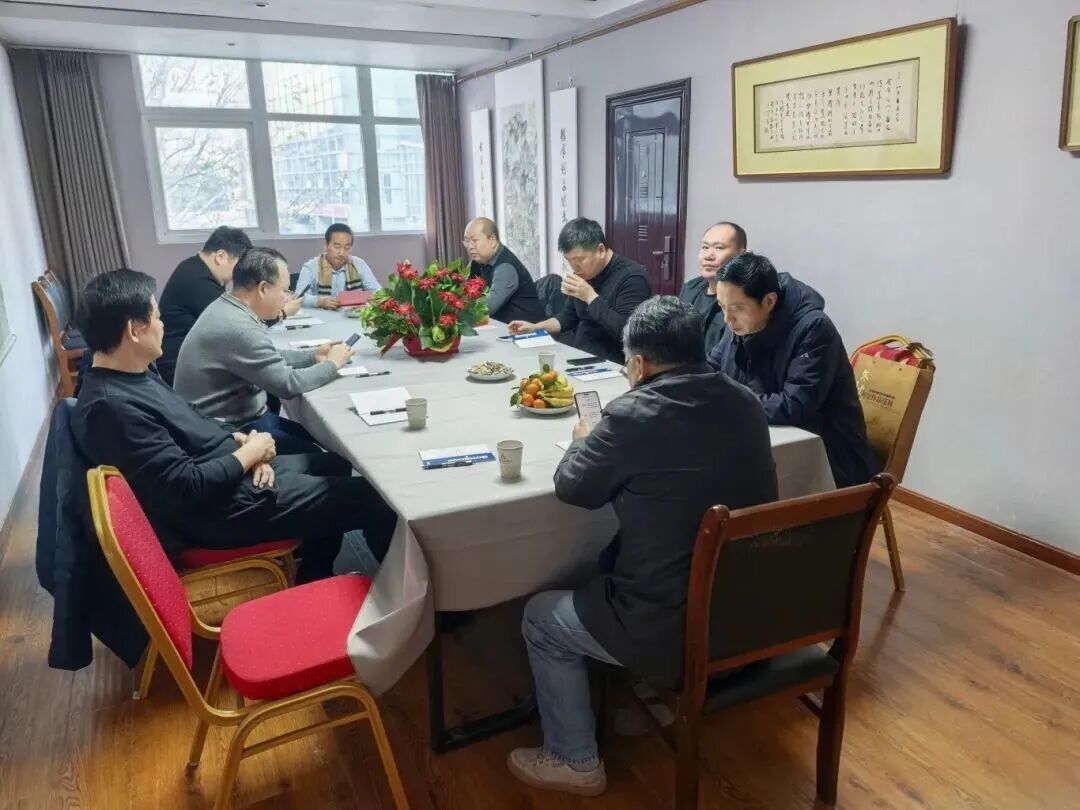 年度茶话，擘画未来｜河南省书画收藏协会2026新年茶话会于天下收藏圆满举行(图3)