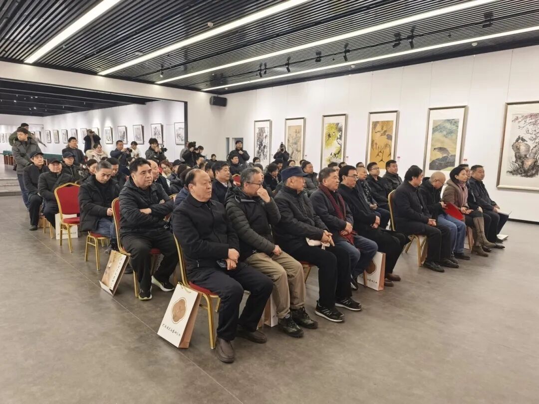 百花迎春—河南省花鸟画精品展开幕(图2)