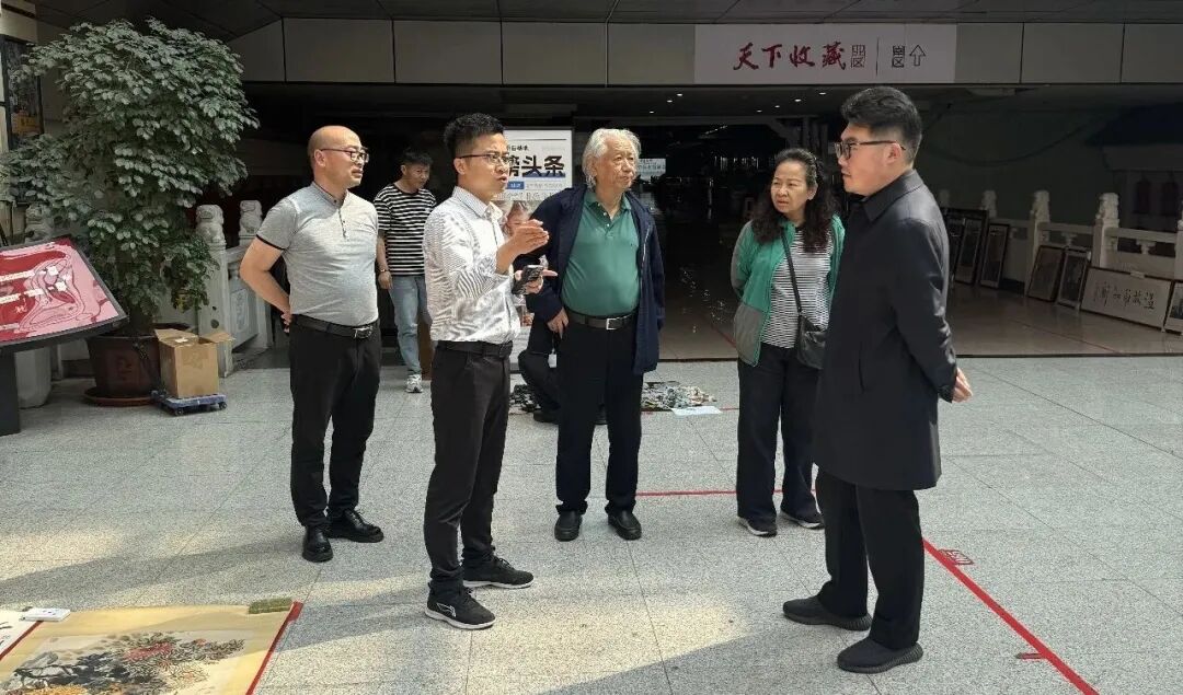 全联民间文物艺术品商会创会会长宋建文一行到访天下收藏！(图1)