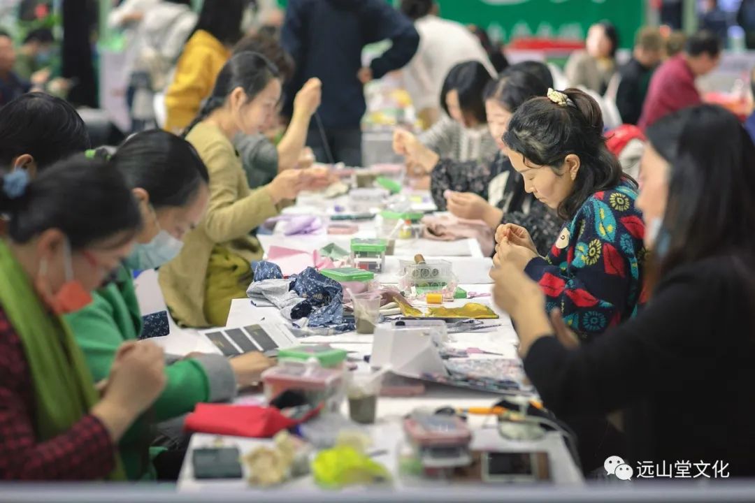 2021中国（郑州）秋季国际茶博会上文化新亮点  “一脉香承”除疫香包公益制作大赛 (图3)